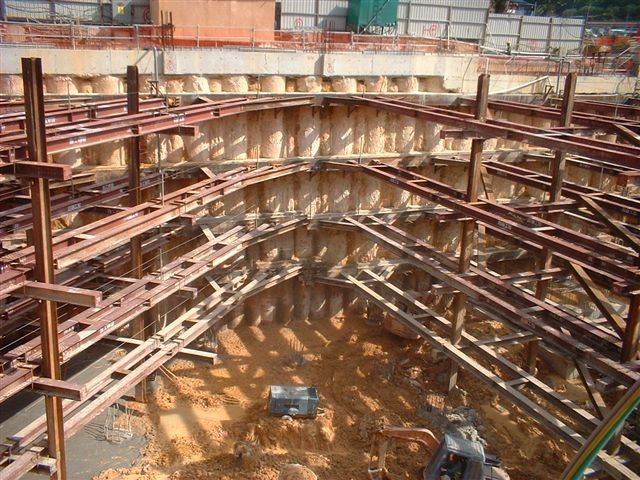 Đơn vị chuyên thi công ép cừ larsen uy tín nhất Ninh Bình